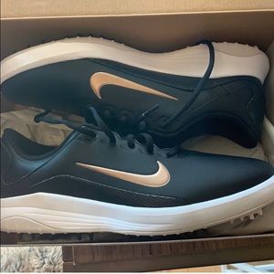 Women’s vapor golf shoes — NWT sz 9.5